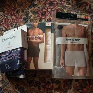 Lot of 3 NWT Tommy John Men's M 4”Boxer Briefs - 2 in each package
